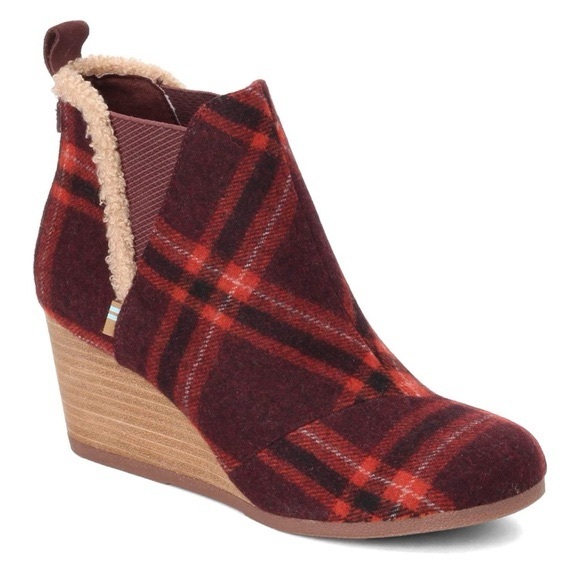 Toms Red Plaid Ankle Boots with Faux Fur - Picture 10 of 13